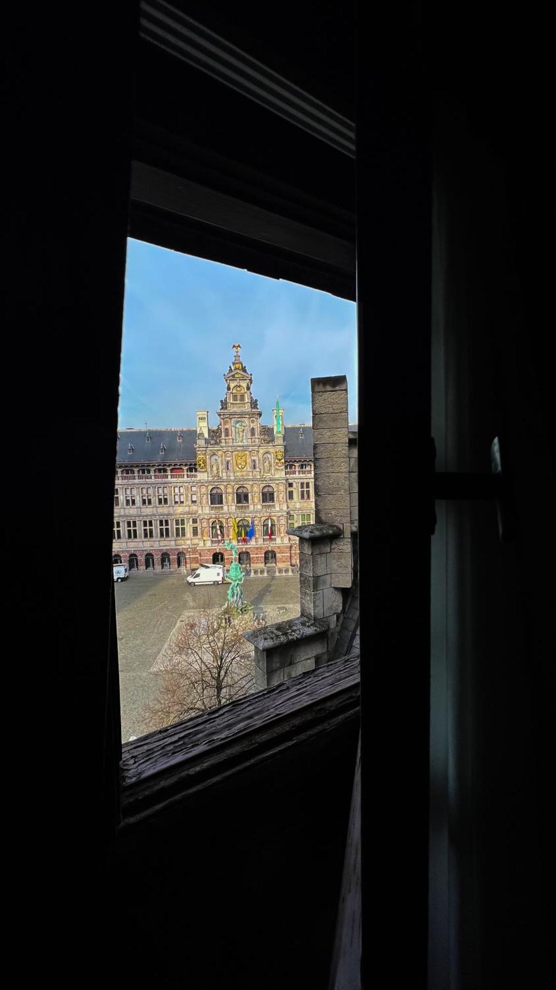 Le Faubourg Suites 安特卫普 外观 照片