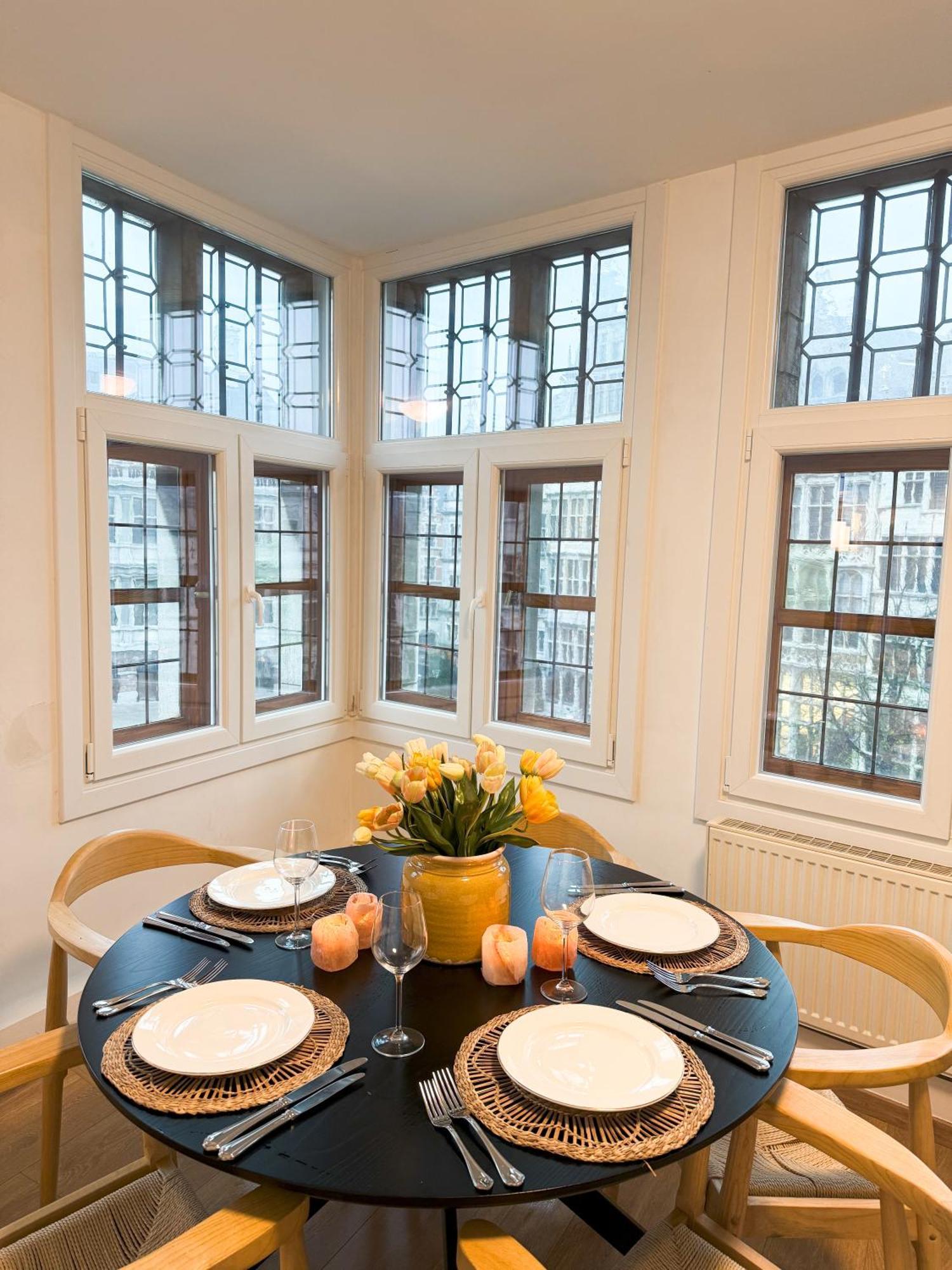 Le Faubourg Suites 安特卫普 外观 照片