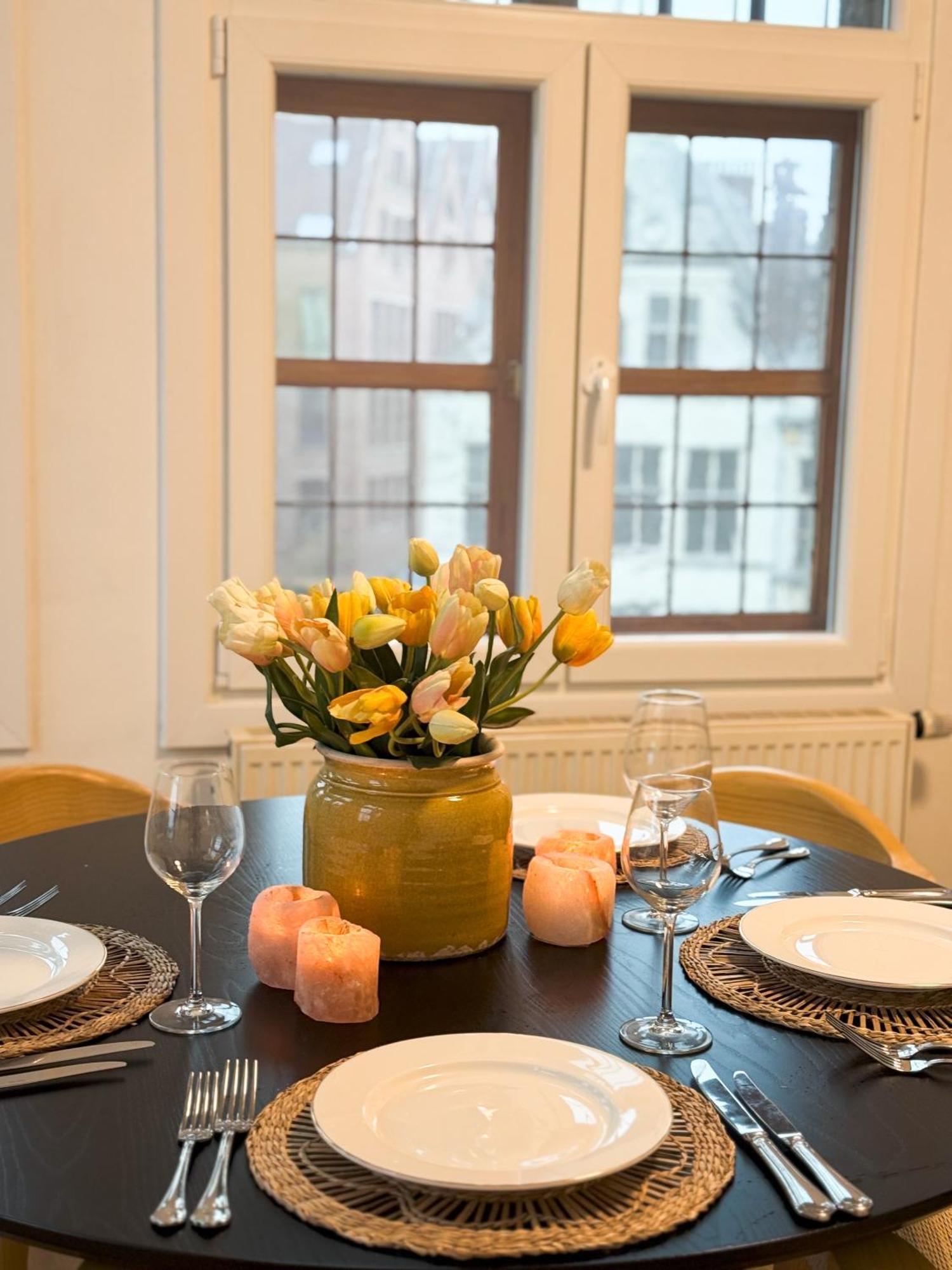Le Faubourg Suites 安特卫普 外观 照片